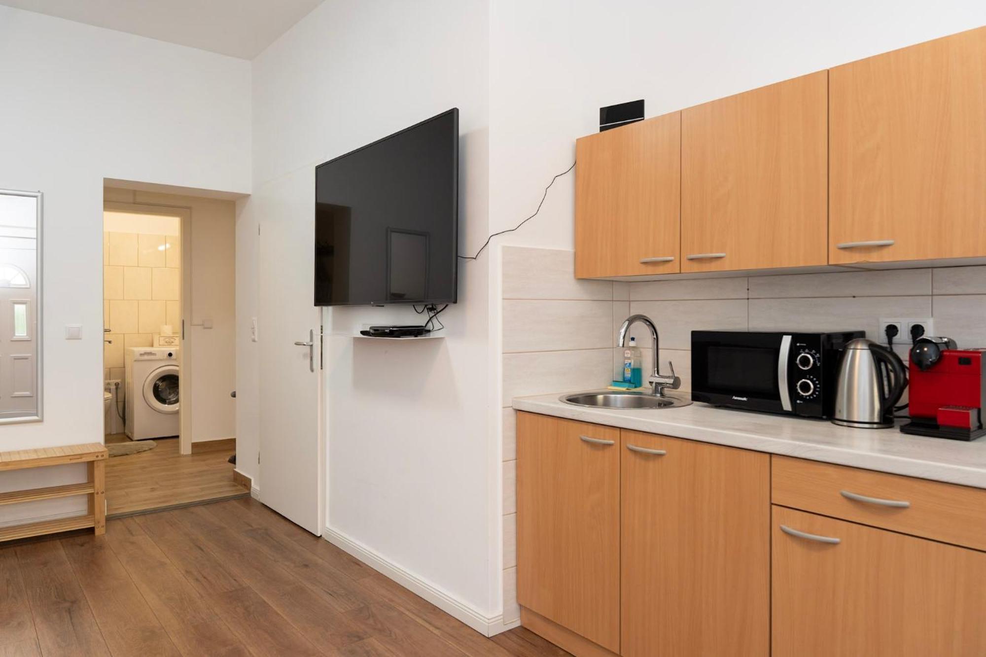 Cosy Nest - By Comfort Housing Apartment *